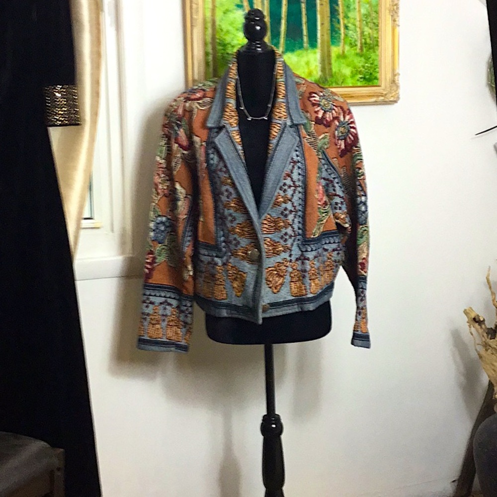 Painted pony tapestry blazer